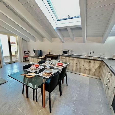 Апартаменты Prestigioso Attico A Passo Duomo By Revenue House Казале-Монферрато Экстерьер фото