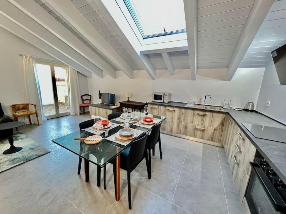 Апартаменты Prestigioso Attico A Passo Duomo By Revenue House Казале-Монферрато Экстерьер фото