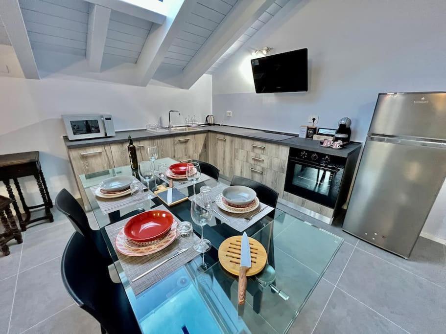 Апартаменты Prestigioso Attico A Passo Duomo By Revenue House Казале-Монферрато Экстерьер фото