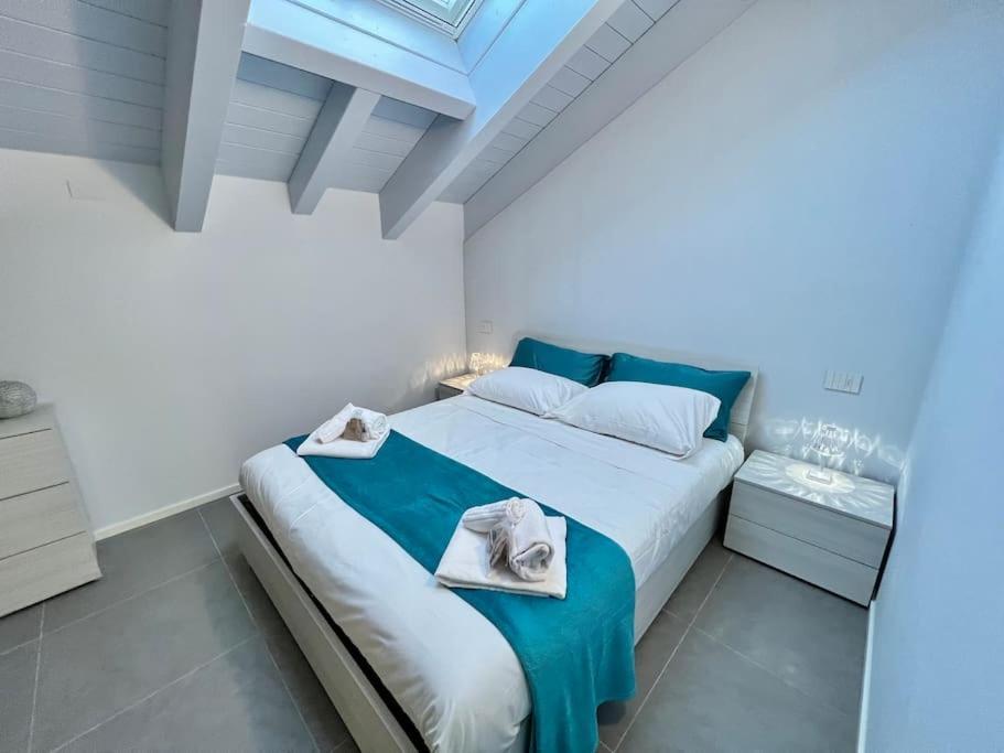 Апартаменты Prestigioso Attico A Passo Duomo By Revenue House Казале-Монферрато Экстерьер фото